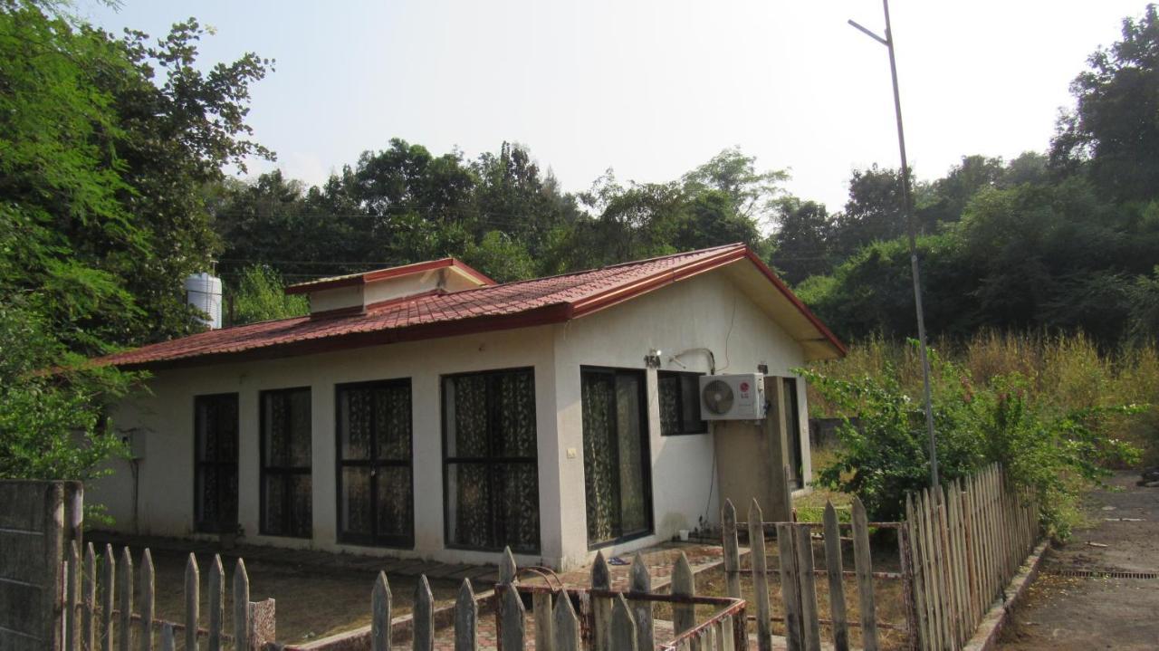 Retreat Chalets, The Nest, At Sparsh Resorts, Karjat Extérieur photo