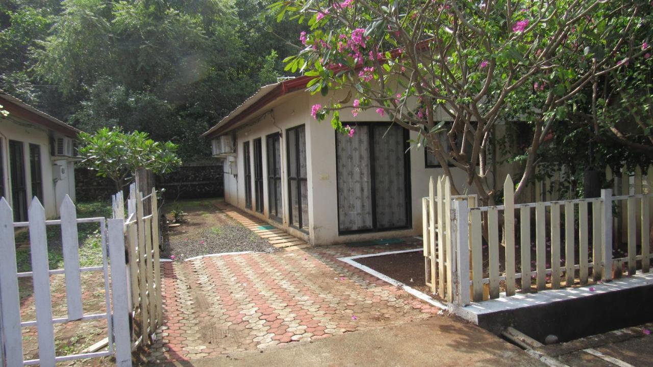 Retreat Chalets, The Nest, At Sparsh Resorts, Karjat Extérieur photo