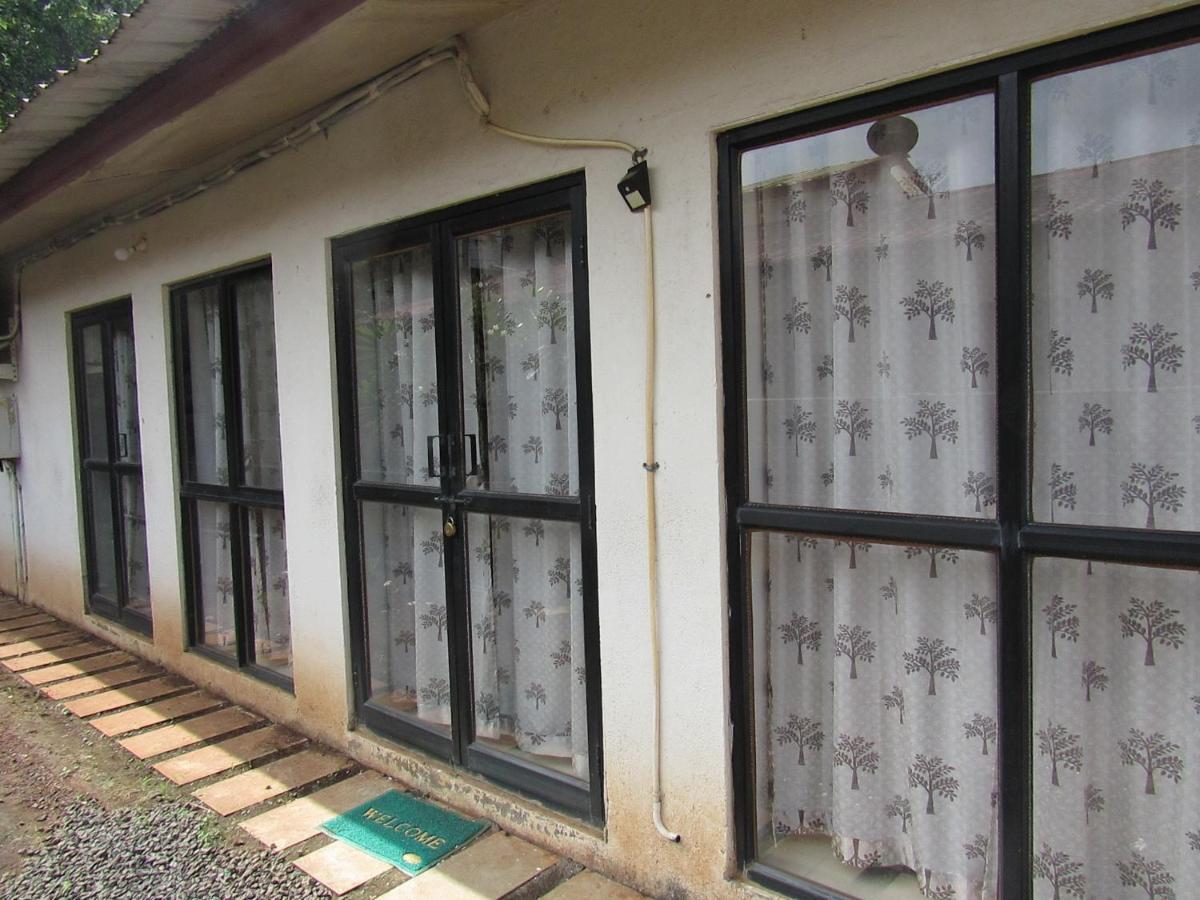 Retreat Chalets, The Nest, At Sparsh Resorts, Karjat Extérieur photo