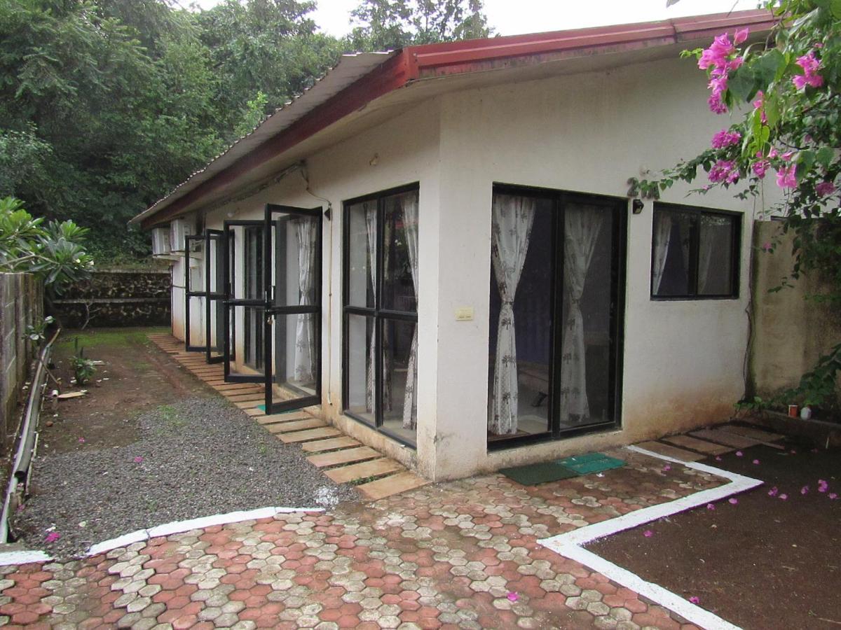 Retreat Chalets, The Nest, At Sparsh Resorts, Karjat Extérieur photo
