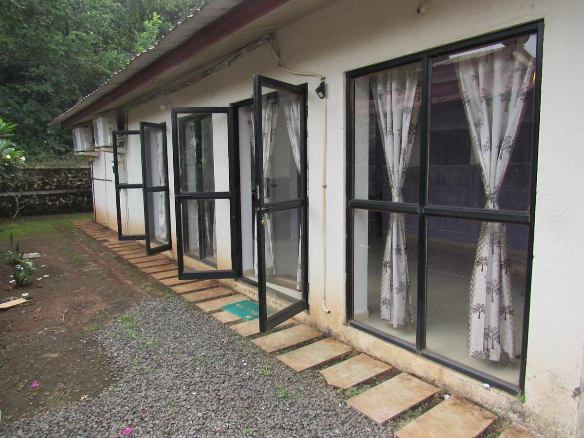 Retreat Chalets, The Nest, At Sparsh Resorts, Karjat Extérieur photo