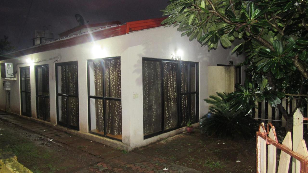 Retreat Chalets, The Nest, At Sparsh Resorts, Karjat Extérieur photo