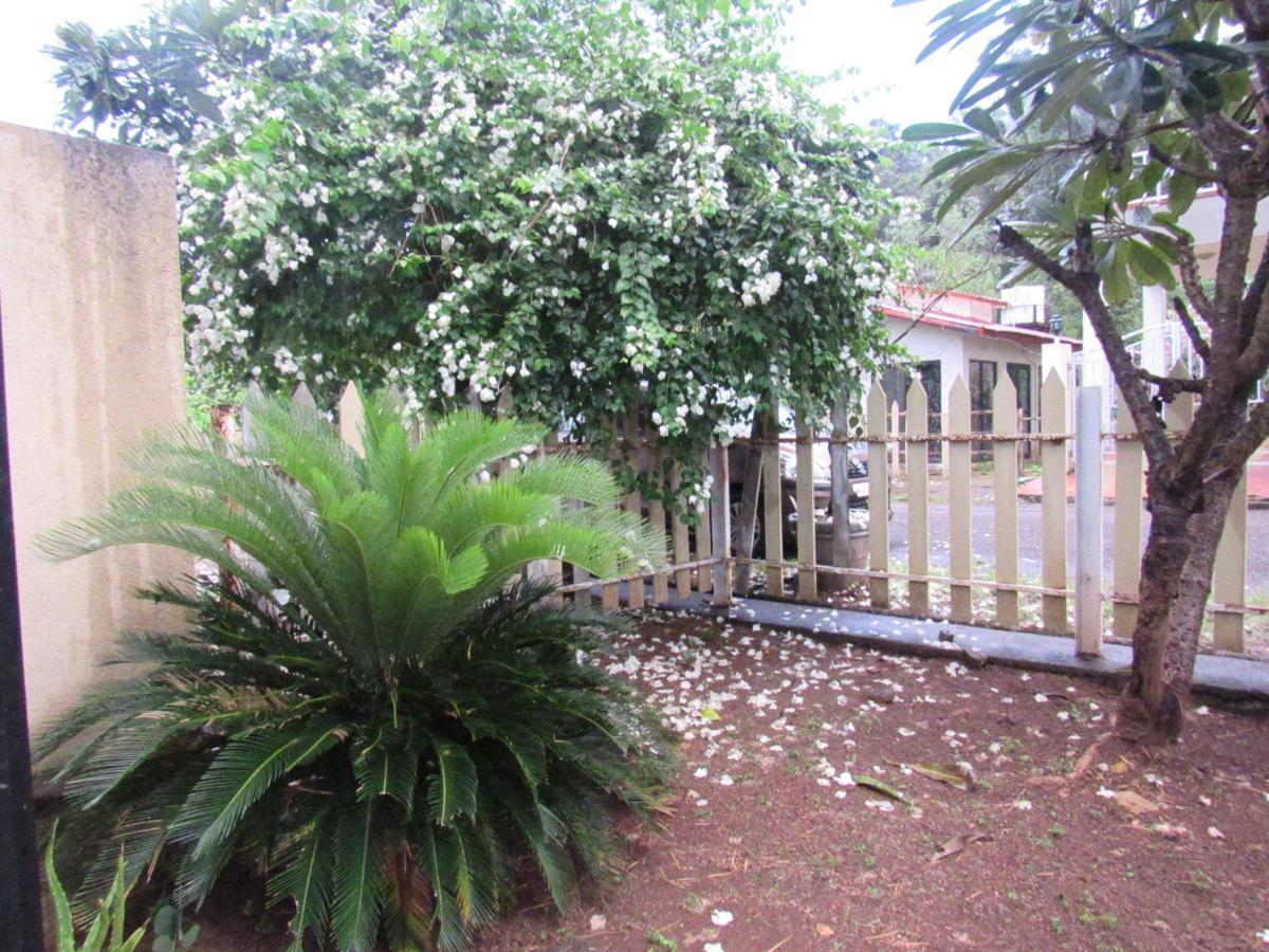 Retreat Chalets, The Nest, At Sparsh Resorts, Karjat Extérieur photo
